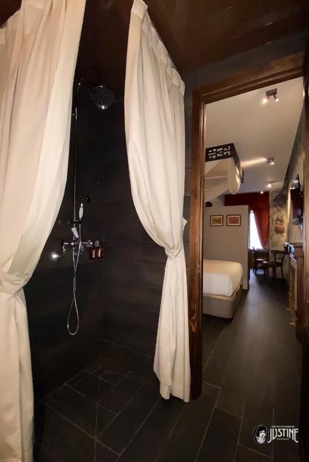 Suite Opium Den By Justine Apartments Apartamento Turistico En Madrid Rio Esterno foto